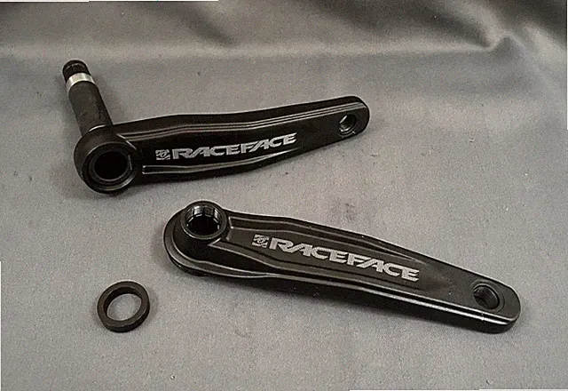 Race Face Aeffect Crankset Arms 170mm Cinch DM 24mm Spindle MTB Gravel - No Ring