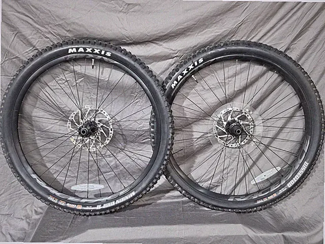 Race Face ARC 30 Complete Wheelset MicroSpline