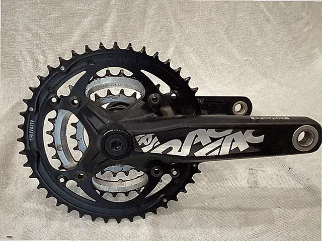 Race Face Chester Crank Set - 9 Speed Triple 44/32/22 - 170mm - Black - Nice!