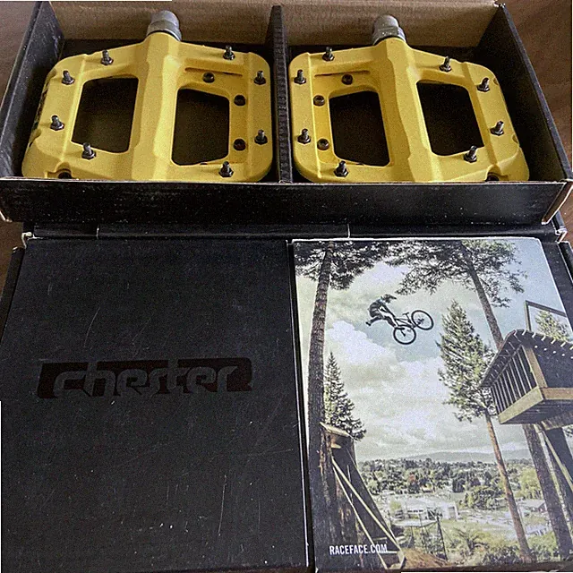 Race Face Chester Pedals Yellow (NEW-IN BOX) PD16CHEYEL BMX/MTB 9/16