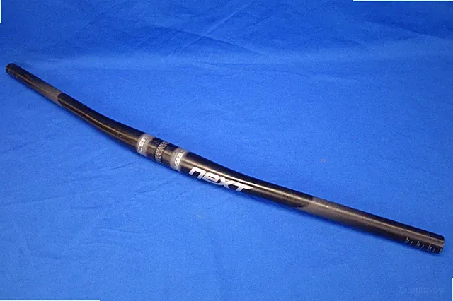 Race Face NEXT Carbon Mountain Bike Handlebar 720mm Width, 31.8mm Clamp 5mm rise