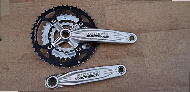 Race Face Ride XC crankset 9 speed triple NOT SHIPPING TO USA