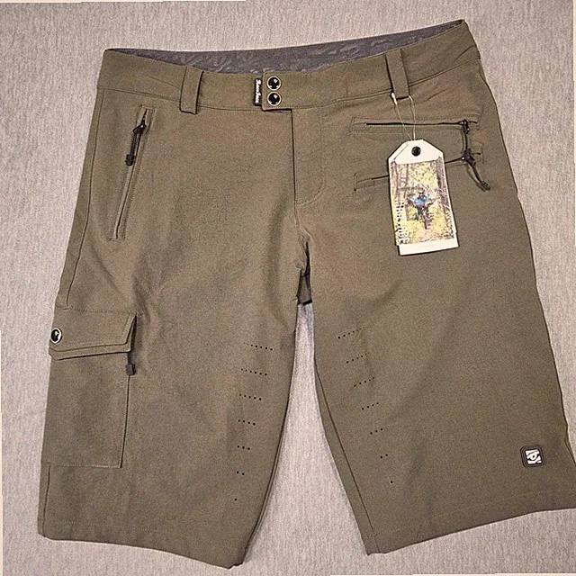 Race Face Shorts Womens XL Khyber Mountain Bike Cargo Stretch Cycling Loam
