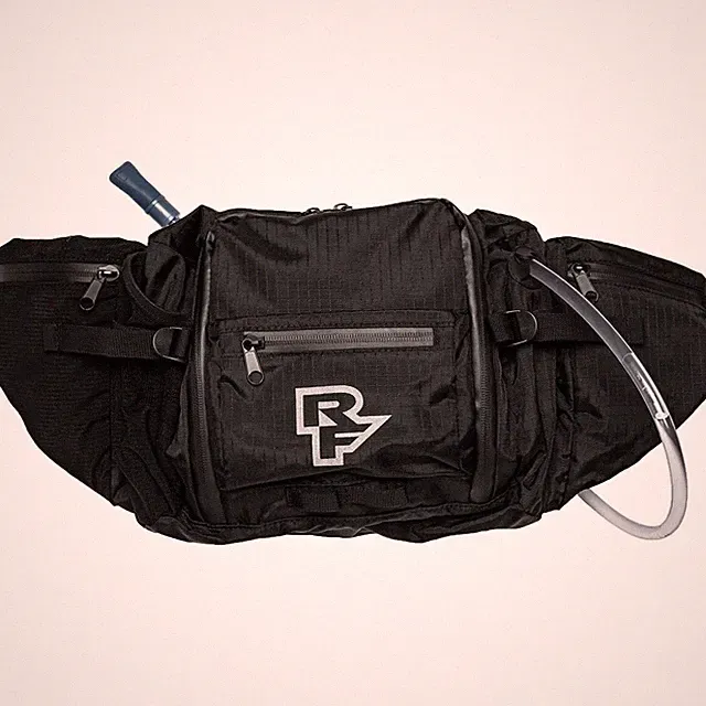 Race Face Stash 3L Hip Pack One Color, One Size