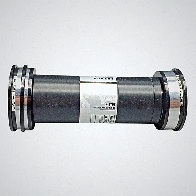 Race Face X-Type Pressfit MTB Bottom Bracket BB107 107 mm 24 mm Axis - New