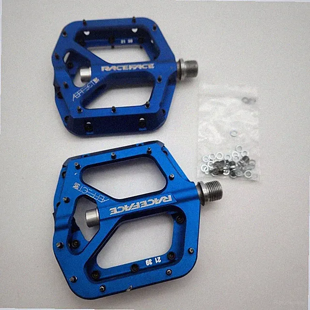 RaceFace Aeffect Bicycle Platform Pedals Blue 9/16" MTB OPEN PACKAGE