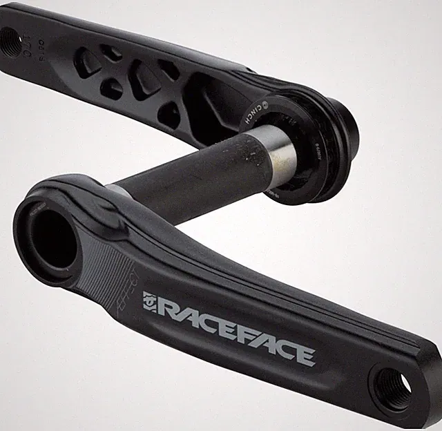 RaceFace Aeffect Crankset 165mm 104/64 BCD Direct Mount CINCH EXI Hollowtech II