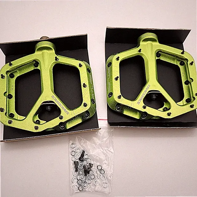 RaceFace Atlas Aluminum Green Platform Pedal MTB BMX 9/16" OPEN PACKAGE