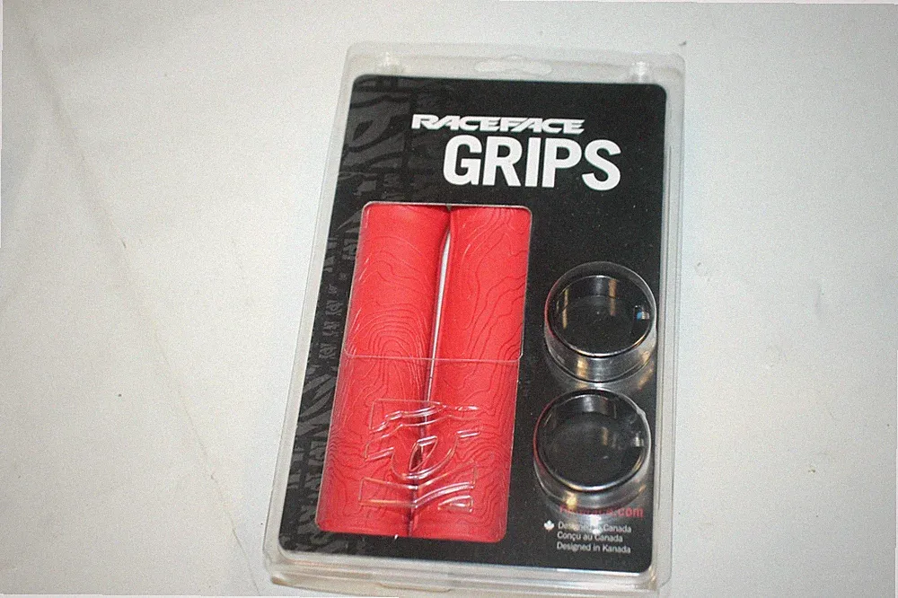 Raceface Bicycle Grips Half Nelson Single Lock On Red AC990060