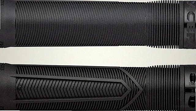 RaceFace Chester Grips - Lock-On, Black, 34mm